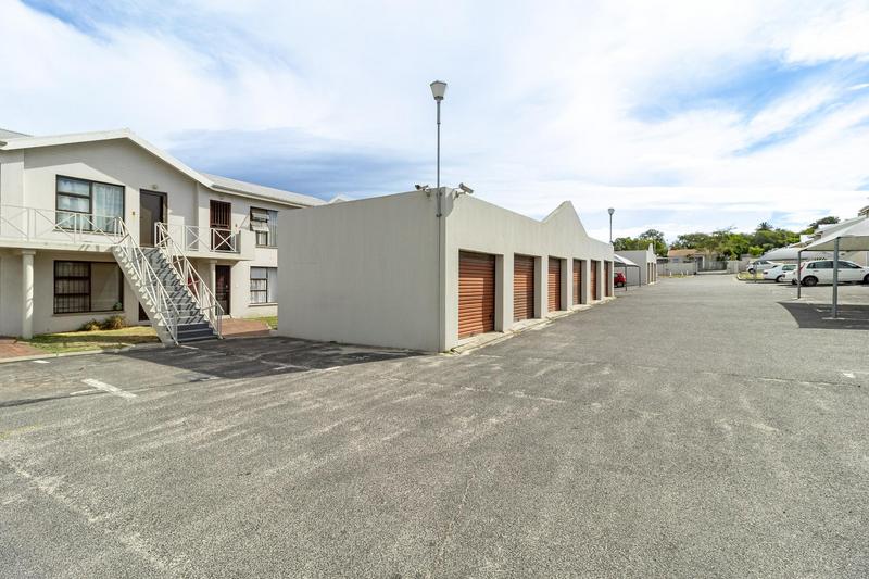 2 Bedroom Property for Sale in Vredekloof East Western Cape